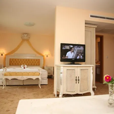 Duni Pelican Semesteranläggning (resort) 4*