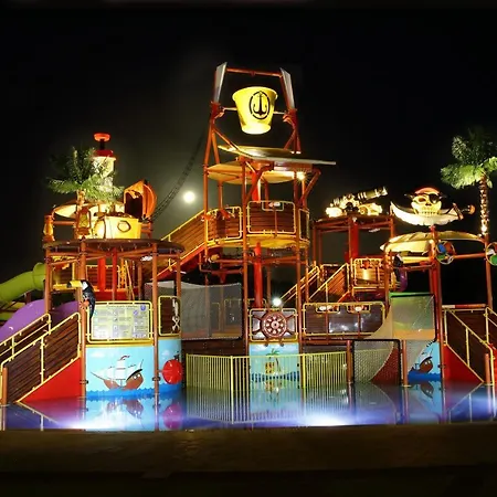 Semesteranläggning (resort) Duni Pelican