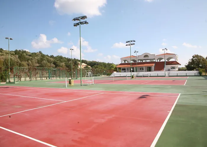 Duni Pelican منتجع 4*