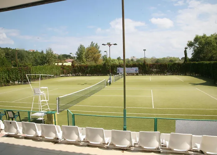 Duni Pelican منتجع 4*