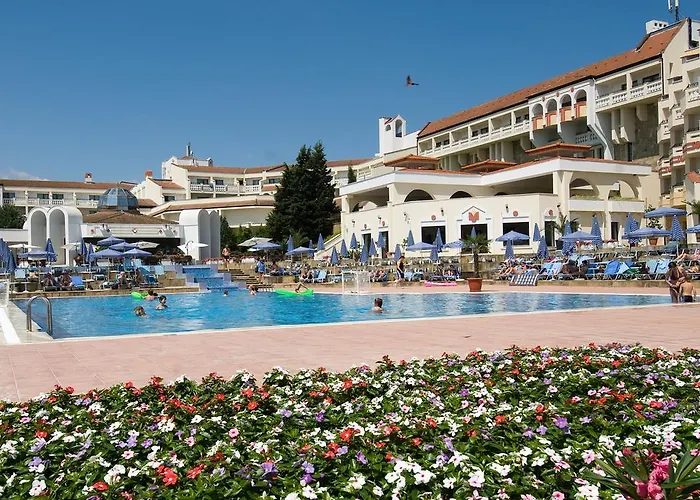 منتجع Duni Pelican